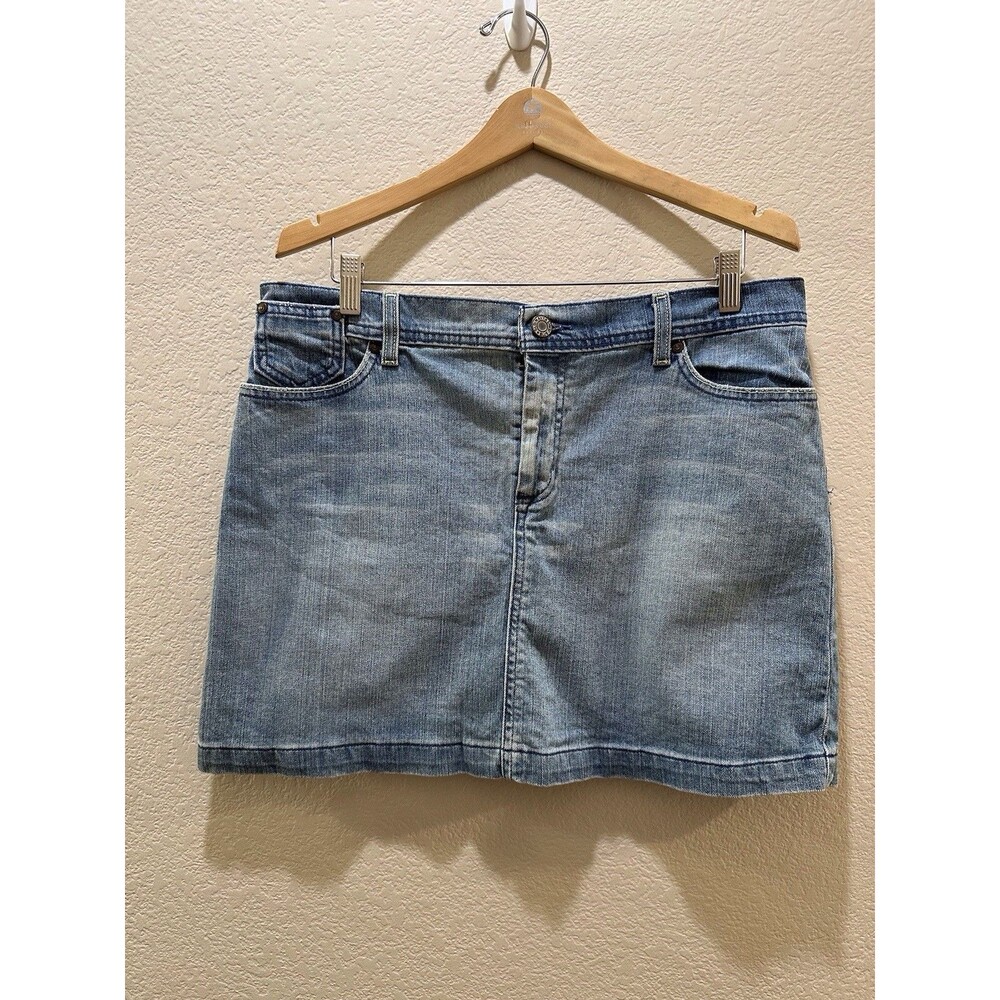 Old Navy Denim Skirt Women's Size 14 Blue Jeans Low Waist Stretch Short